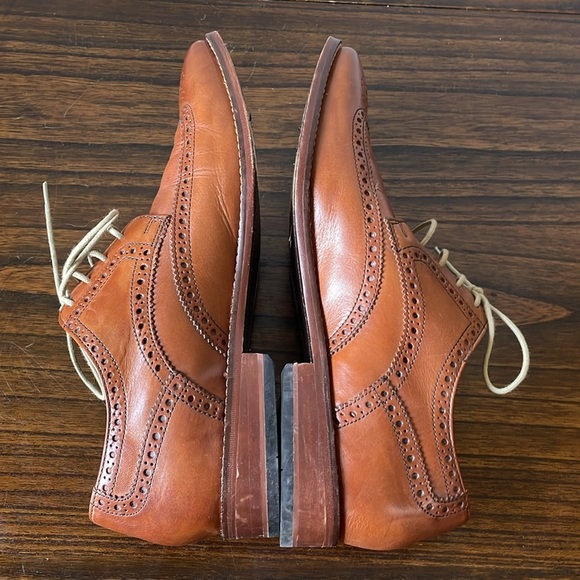 Cole Haan, men’s 9, Modern Essentials Wingtip Oxford in British Tan, dress shoe - Picture 9 of 15